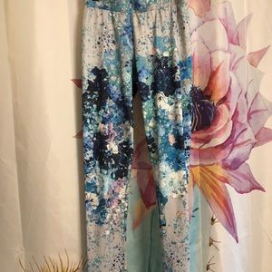 H&M x Lana Del Rey floral leggings